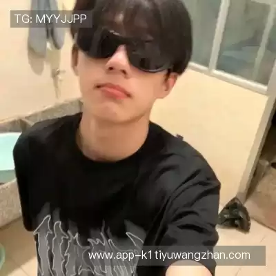 潘珉万